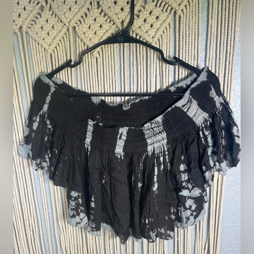 Boho Me tie dye b&w crop top